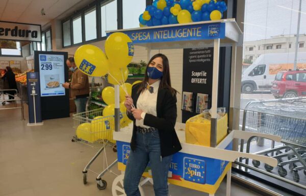Carla Perrone – Balloon Artist Galleria 1