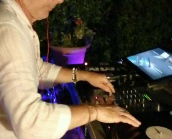 Dj & Musicisti Listing Category Lupodj Vinil DJ Set