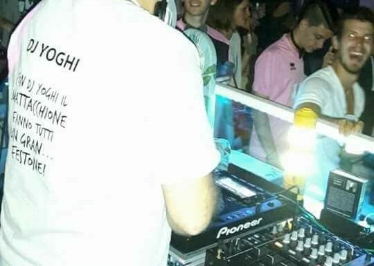 Dj & Musicisti Category Vendor Gallery Yoghi.dj88@gmail.com