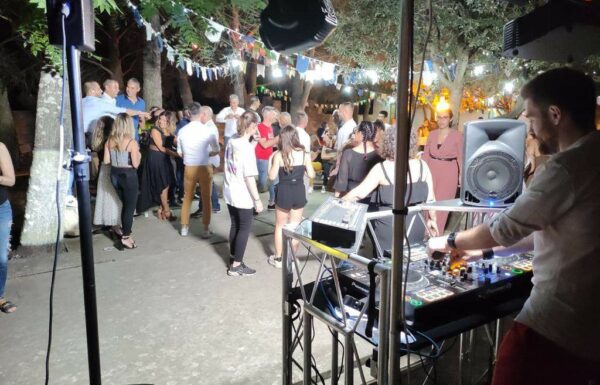 Michele Cappai Dj ed Effetti Scenici Galleria 1